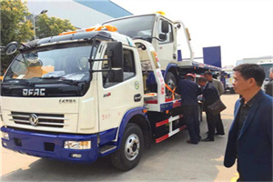 海州汽车道路救援拖车价格